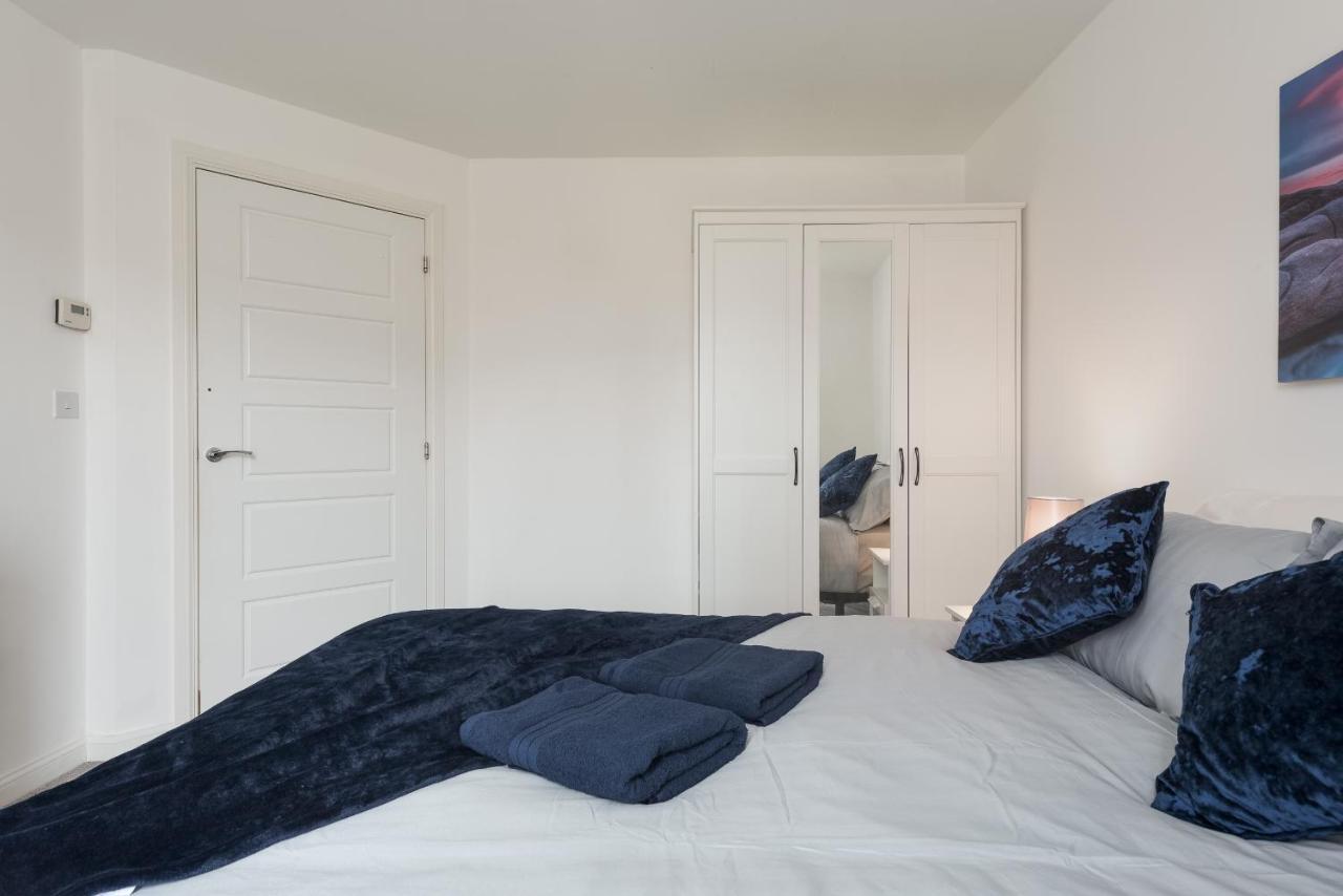 Two Bedroom Apartment - Milton Keynes By Aryas Properties Broughton  Dış mekan fotoğraf