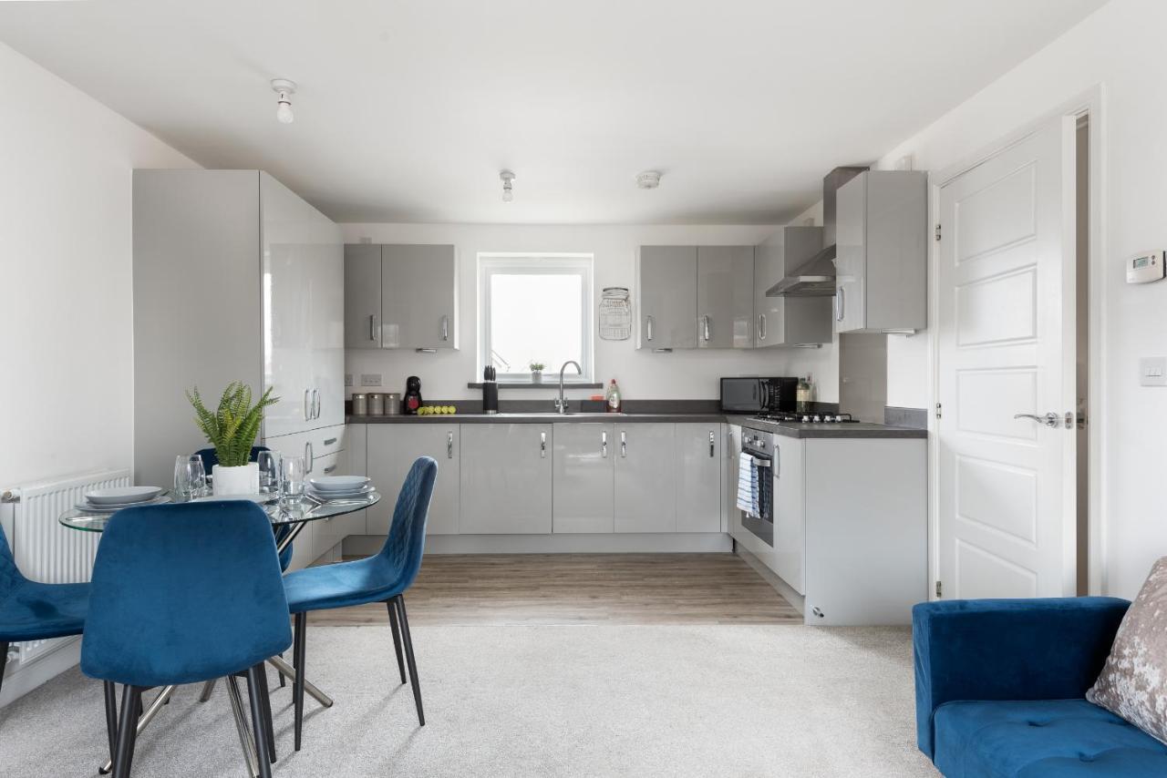Two Bedroom Apartment - Milton Keynes By Aryas Properties Broughton  Dış mekan fotoğraf