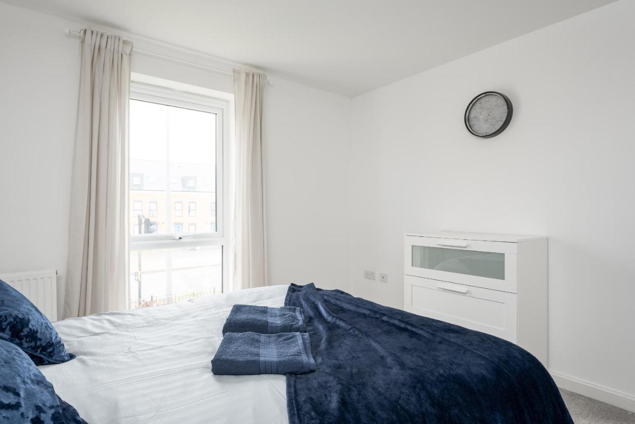 Two Bedroom Apartment - Milton Keynes By Aryas Properties Broughton  Dış mekan fotoğraf